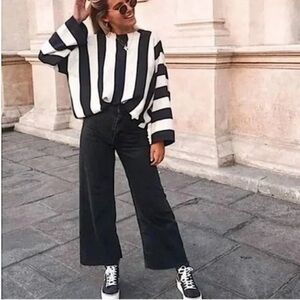 Zara Trf Wide Leg High Rise Baggy Jeans Grunge Goth Black Crop Sz 4